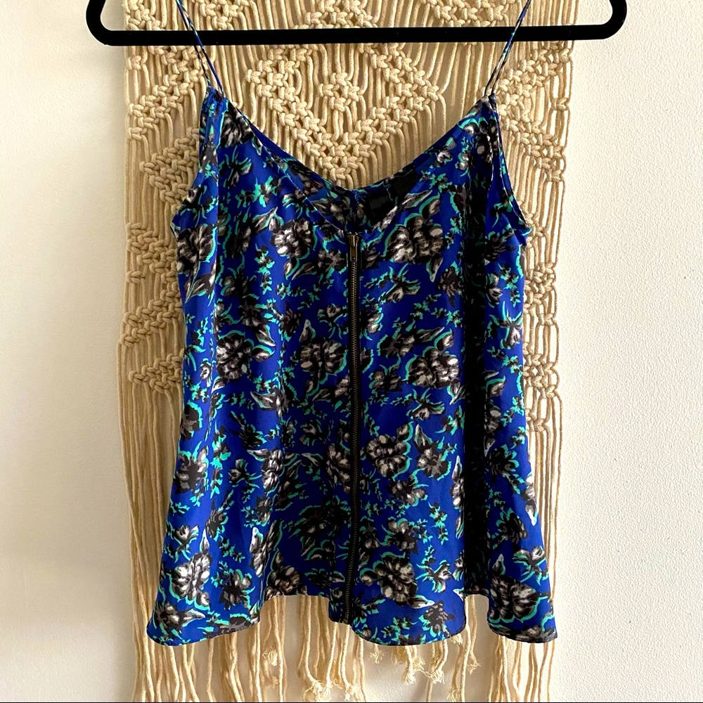 Blue floral zip top size small